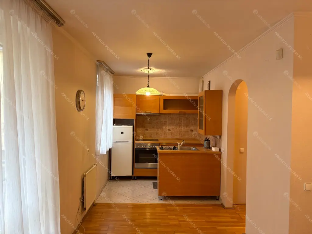 Kiadó albérlet 220000 Ft/hó áron: Budapest, IX. kerület  Tűzoltó utca. Mérete: 37 nm, 1 szobás | Alberlet.hu - 6687012