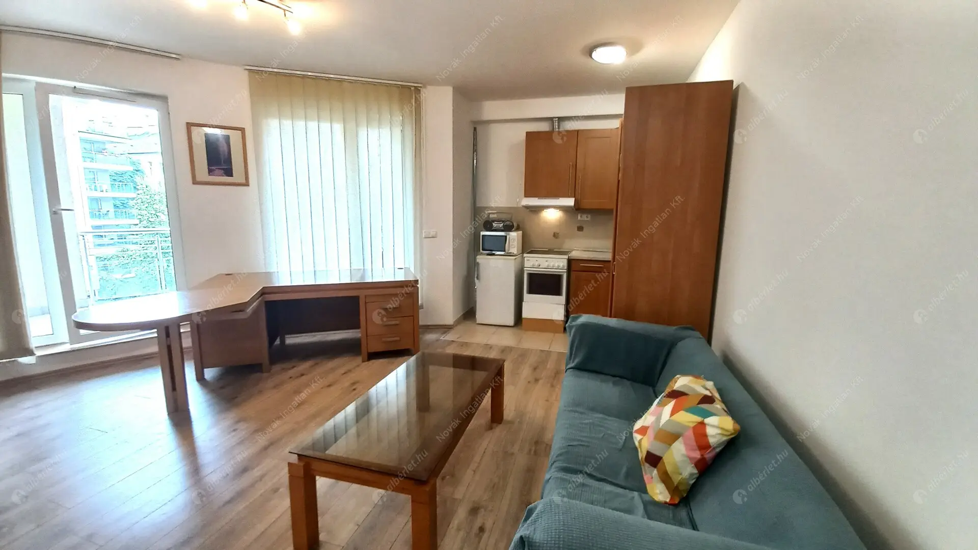 Kiadó albérlet 240000 Ft/hó áron: Budapest, IX. kerület  Tűzoltó utca. Mérete: 40 nm, 1 szobás | Alberlet.hu - 6479494