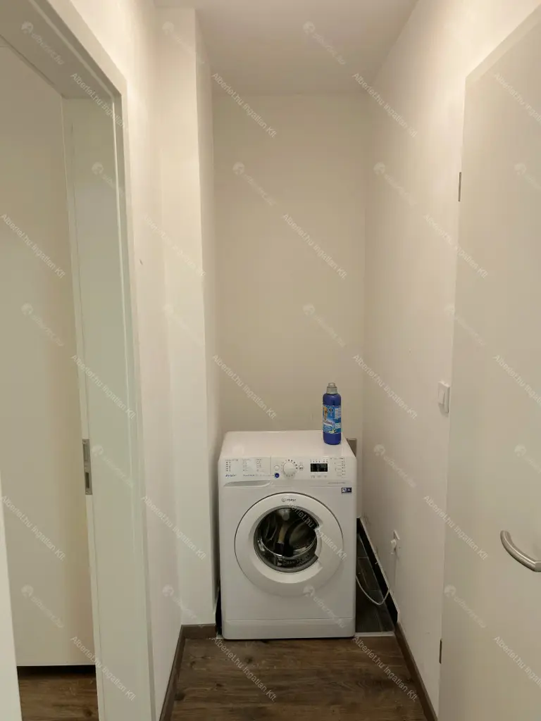 Kiadó albérlet 270000 Ft/hó áron: Budapest, IX. kerület  Tűzoltó utca. Mérete: 45 nm, 2 szobás | Alberlet.hu - 6691486