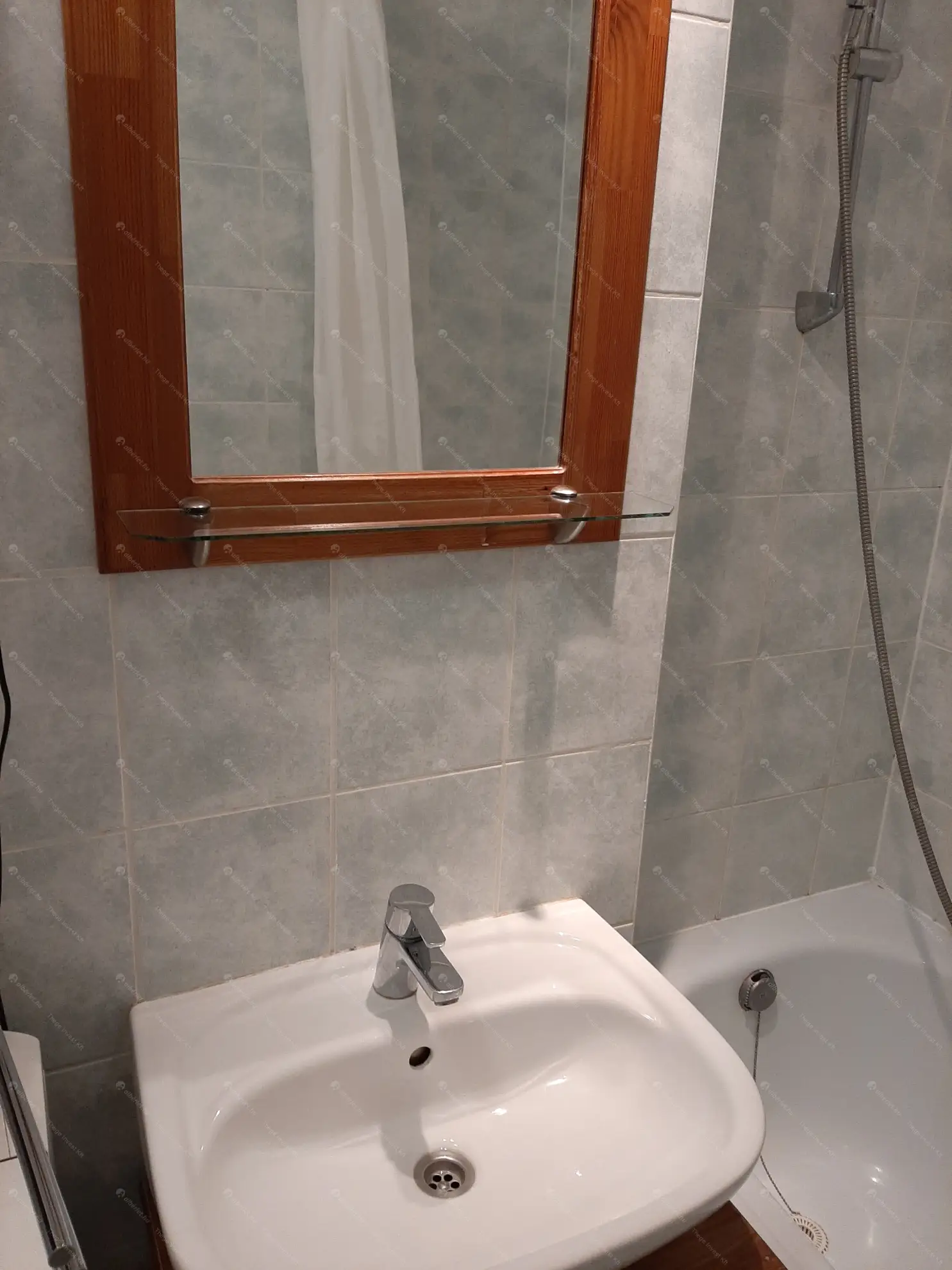 Kiadó albérlet 270000 Ft/hó áron: Budapest, IX. kerület  Tűzoltó utca. Mérete: 50 nm, 2 szobás | Alberlet.hu - 6564228