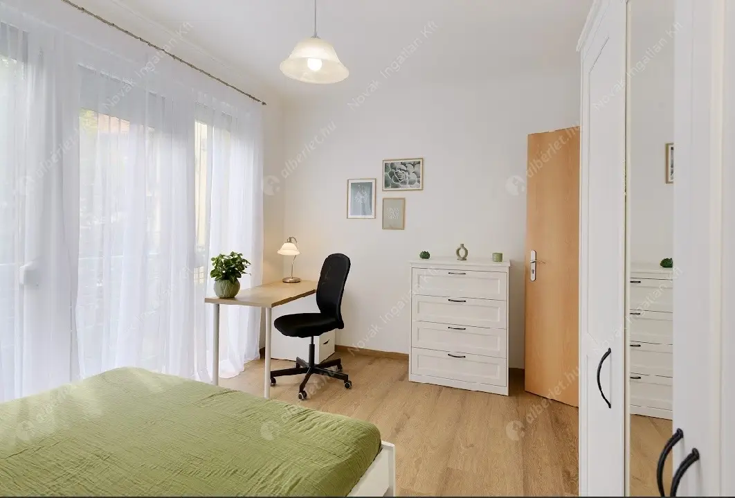 Kiadó albérlet 340000 Ft/hó áron: Budapest, IX. kerület  Tűzoltó utca. Mérete: 51 nm, 3 szobás | Alberlet.hu - 6575341