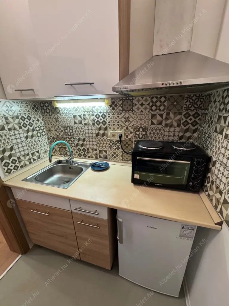 Kiadó albérlet 170000 Ft/hó áron: Budapest, IX. kerület  Üllői út. Mérete: 21 nm, 1 szobás | Alberlet.hu - 6571890