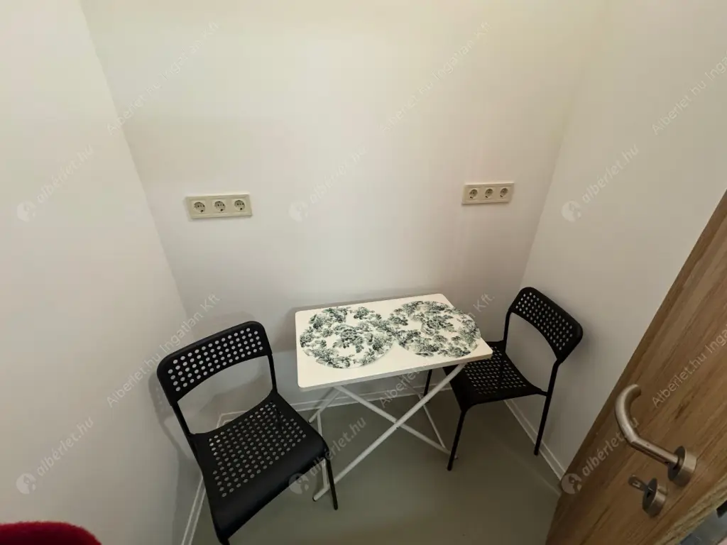 Kiadó albérlet 170000 Ft/hó áron: Budapest, IX. kerület  Üllői út. Mérete: 21 nm, 1 szobás | Alberlet.hu - 6571893