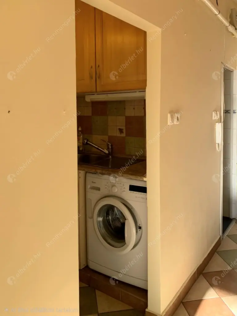 Kiadó albérlet 160000 Ft/hó áron: Budapest, IX. kerület  Üllői út. Mérete: 30 nm, 1 szobás | Alberlet.hu - 6598468