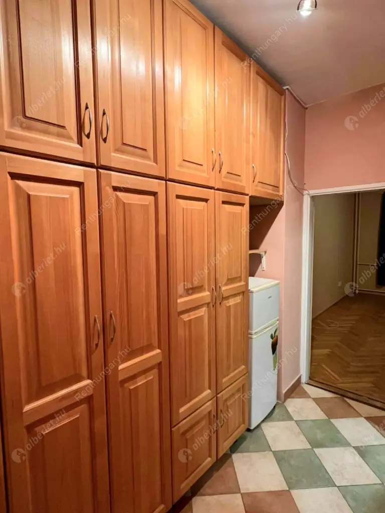 Kiadó albérlet 150000 Ft/hó áron: Budapest, IX. kerület  Üllői út. Mérete: 30 nm, 1 szobás | Alberlet.hu - 6613167