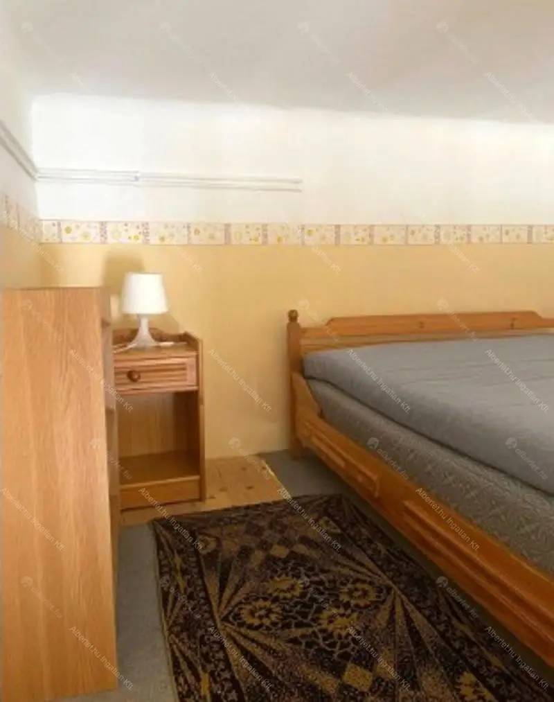 Kiadó albérlet 180000 Ft/hó áron: Budapest, IX. kerület  Üllői út. Mérete: 35 nm, 2 szobás | Alberlet.hu - 6700107