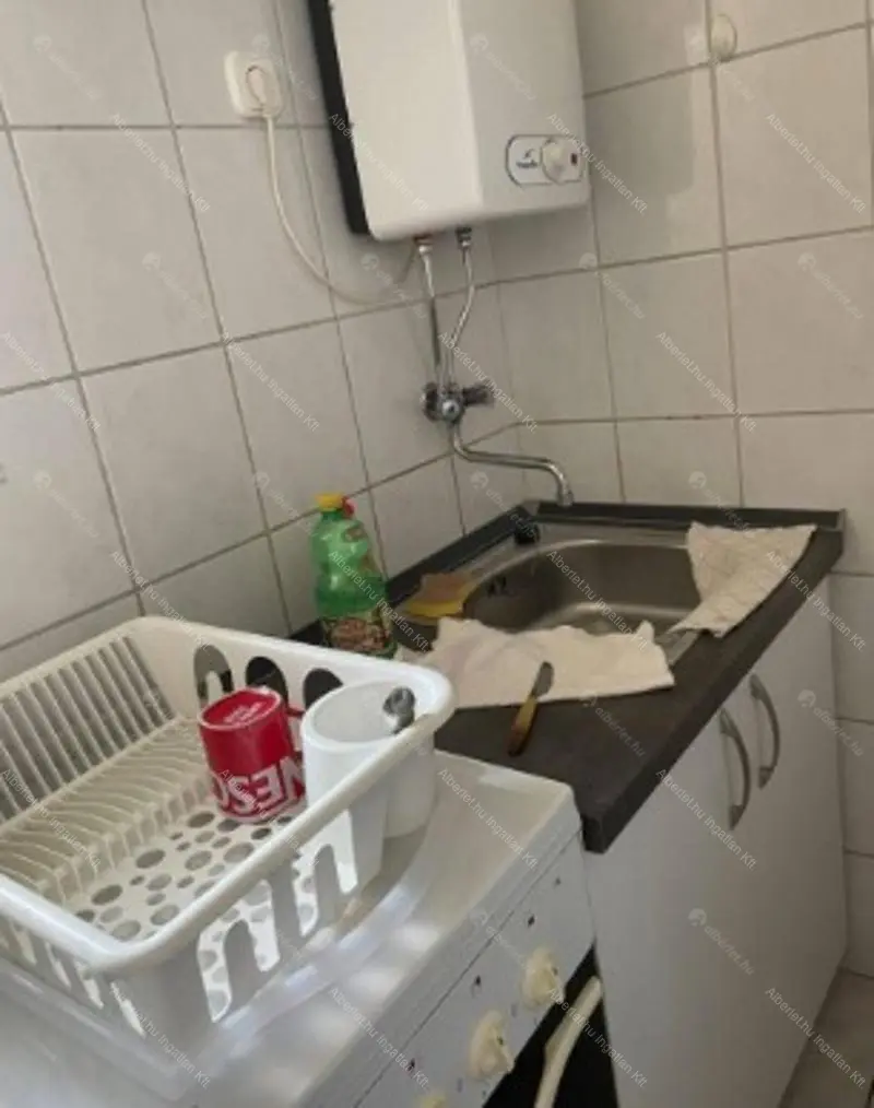 Kiadó albérlet 180000 Ft/hó áron: Budapest, IX. kerület  Üllői út. Mérete: 35 nm, 2 szobás | Alberlet.hu - 6700108