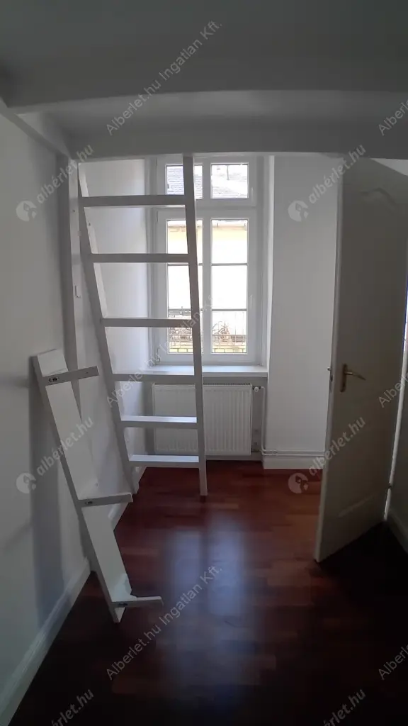 Kiadó albérlet 260000 Ft/hó áron: Budapest, IX. kerület  Üllői út. Mérete: 38 nm, 2 szobás | Alberlet.hu - 6515576