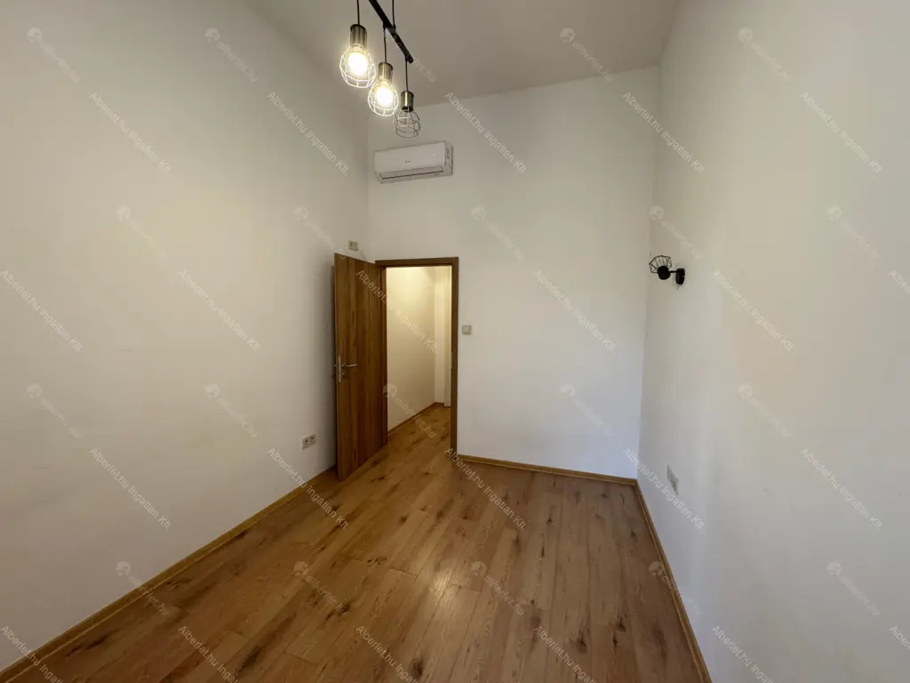 Kiadó albérlet 198000 Ft/hó áron: Budapest, IX. kerület  Üllői út. Mérete: 49 nm, 2 szobás | Alberlet.hu - 6650807