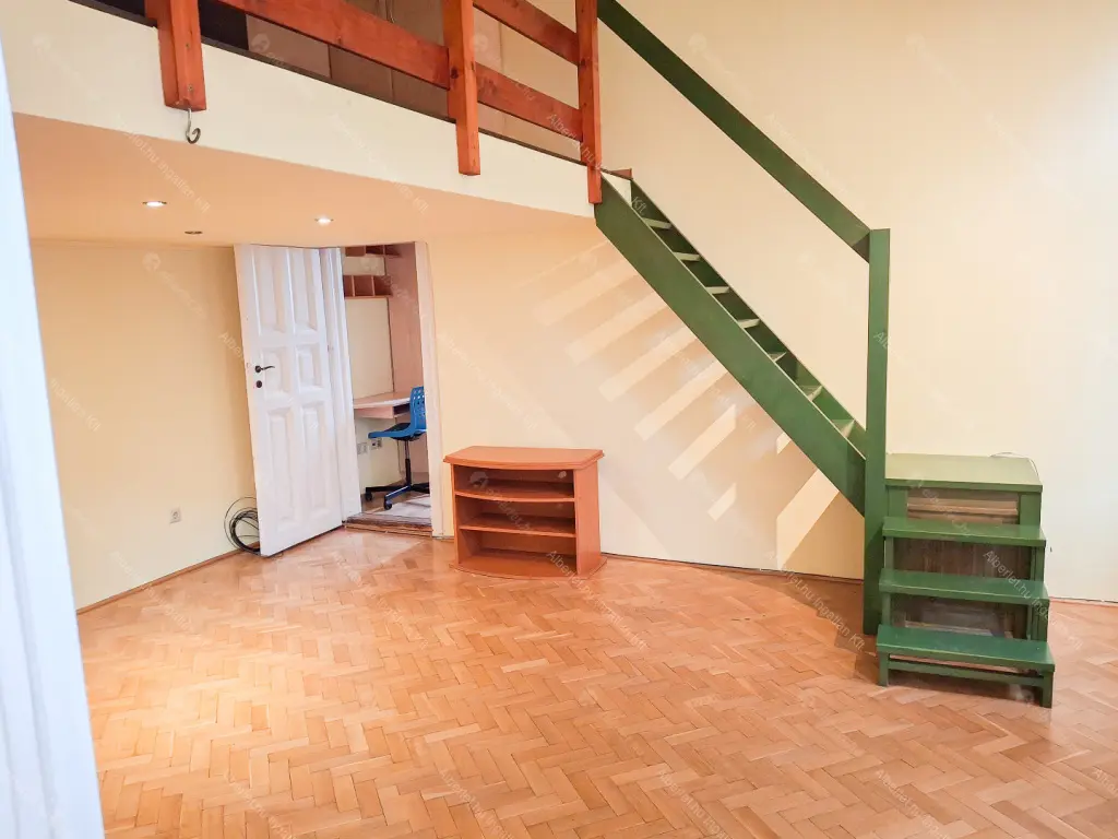 Kiadó albérlet 215000 Ft/hó áron: Budapest, IX. kerület  Üllői út. Mérete: 50 nm, 1 szobás | Alberlet.hu - 6700083