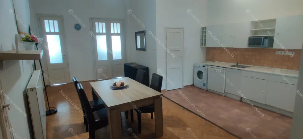 Kiadó albérlet 370000 Ft/hó áron: Budapest, IX. kerület  Üllői út. Mérete: 98 nm, 3 szobás | Alberlet.hu - 6684185