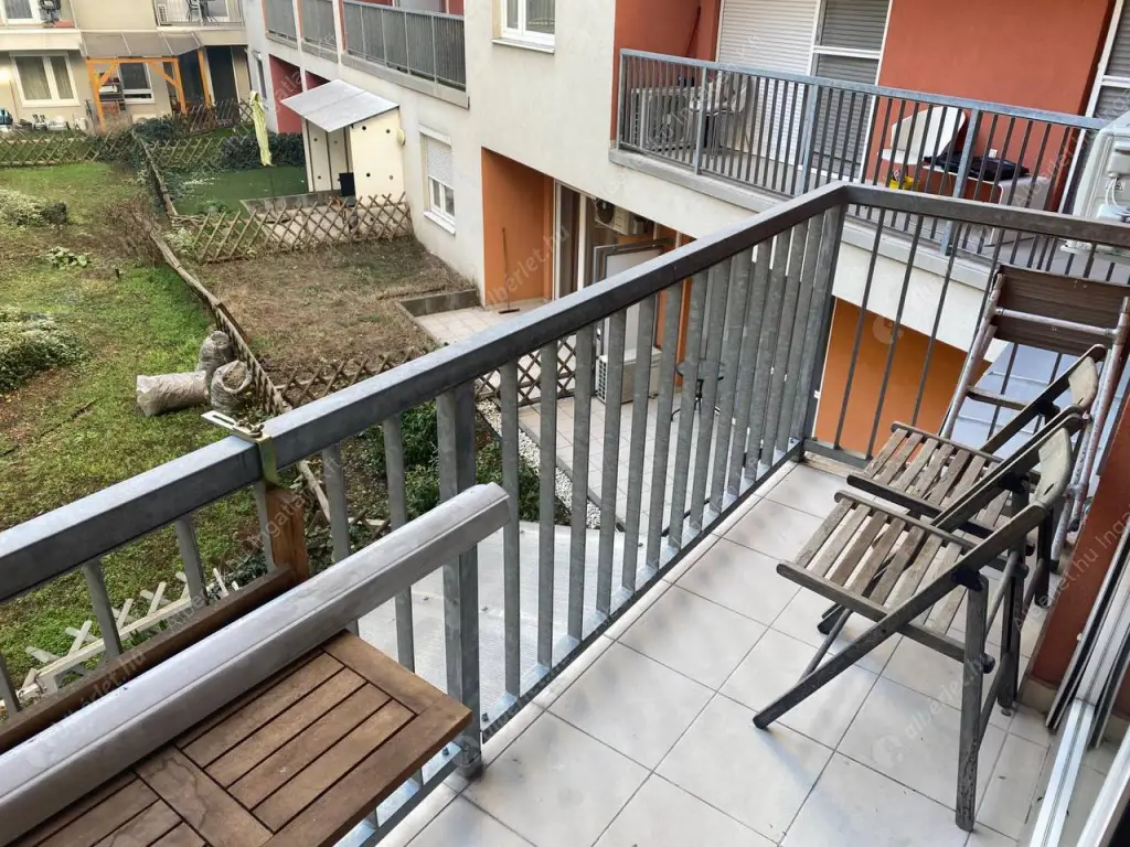 Kiadó albérlet 195000 Ft/hó áron: Budapest, IX. kerület  Vágóhíd utca. Mérete: 28 nm, 1 szobás | Alberlet.hu - 6610794