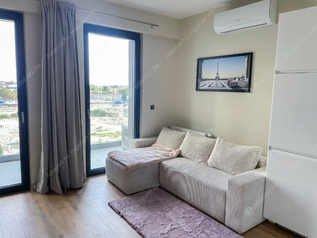 Kiadó albérlet 260000 Ft/hó áron: Budapest, IX. kerület  Vágóhíd utca. Mérete: 30 nm, 1 szobás | Alberlet.hu - 6573226