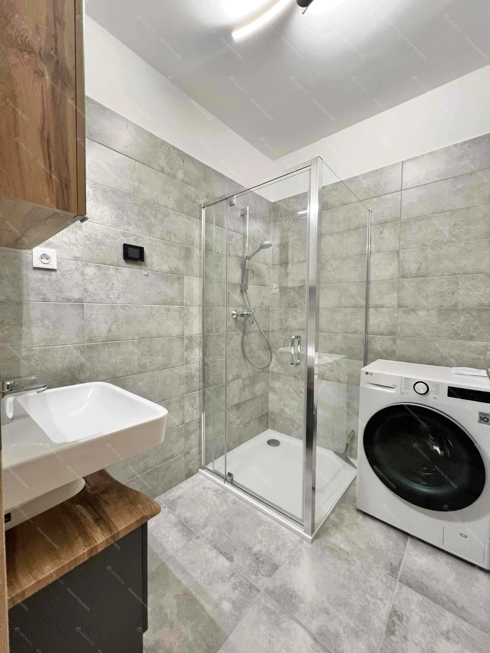 Kiadó albérlet 295000 Ft/hó áron: Budapest, IX. kerület  Vágóhíd utca. Mérete: 35 nm, 1 szobás | Alberlet.hu - 6699792