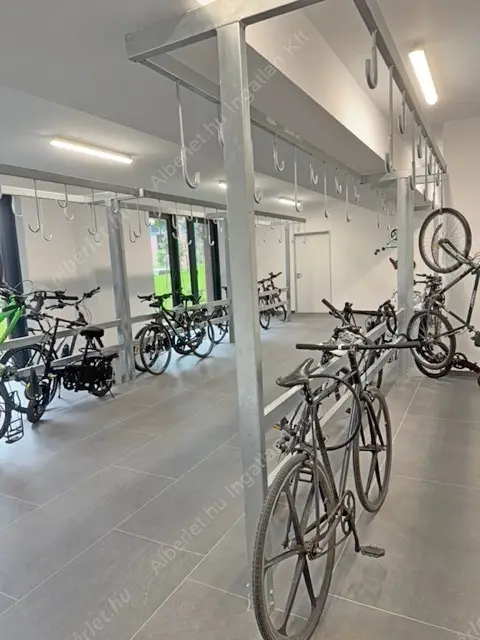 Kiadó albérlet 267000 Ft/hó áron: Budapest, IX. kerület  Vágóhíd utca. Mérete: 35 nm, 1 szobás | Alberlet.hu - 6571227