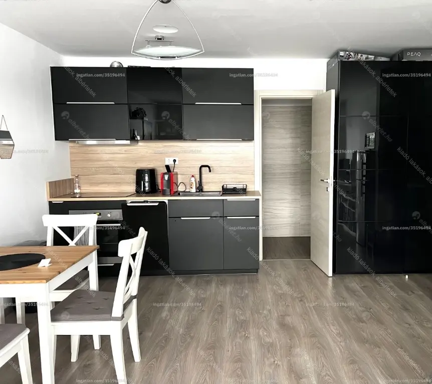 Kiadó albérlet 220000 Ft/hó áron: Budapest, IX. kerület  Vágóhíd utca. Mérete: 36 nm, 1 szobás | Alberlet.hu - 6640364