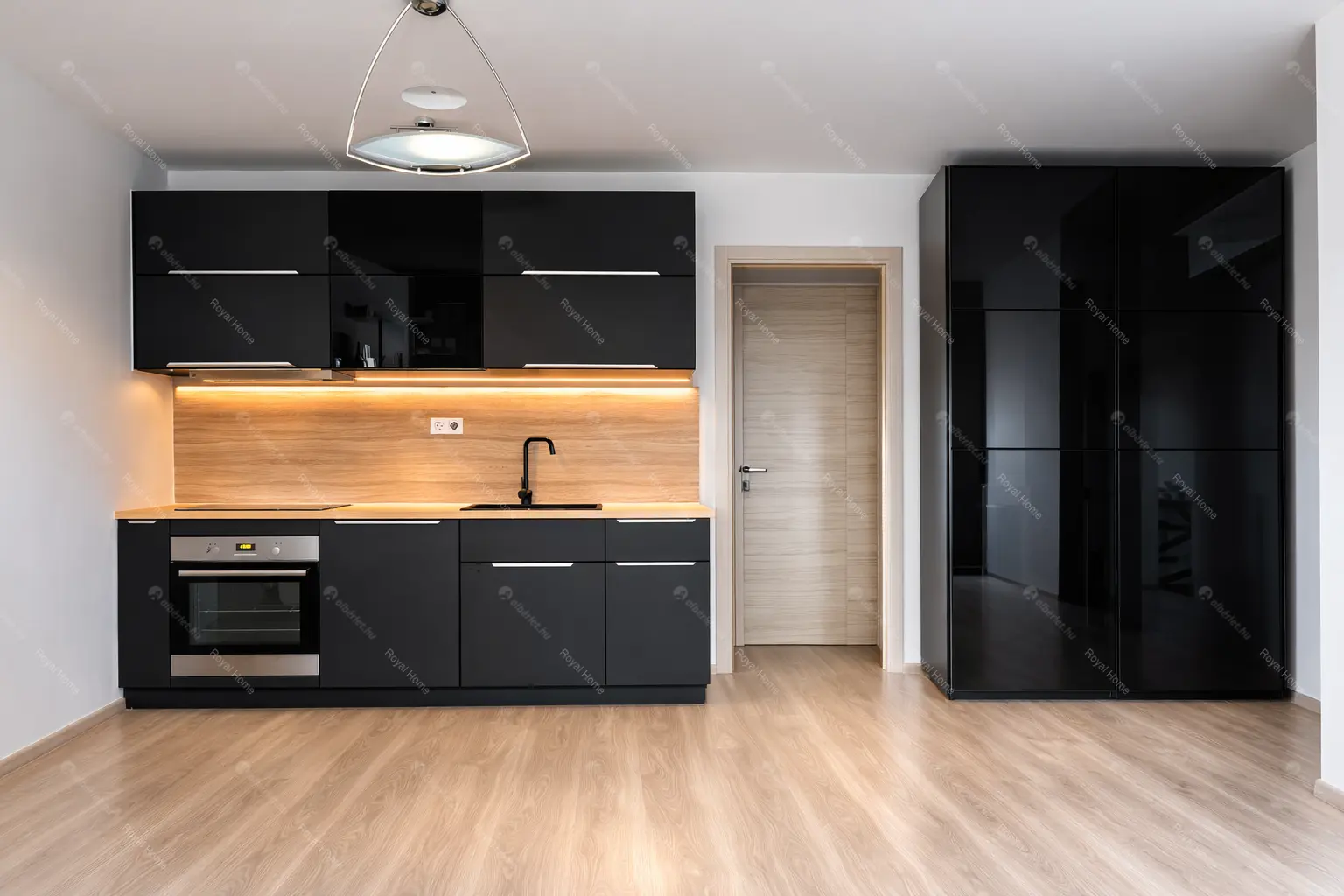 Kiadó albérlet 220000 Ft/hó áron: Budapest, IX. kerület  Vágóhíd utca. Mérete: 36 nm, 1 szobás | Alberlet.hu - 6665327