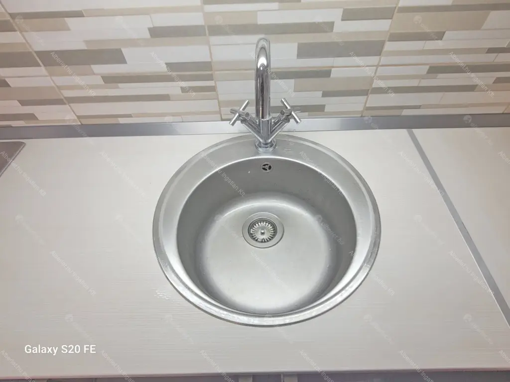 Kiadó albérlet 230000 Ft/hó áron: Budapest, IX. kerület  Vágóhíd utca. Mérete: 38 nm, 1 szobás | Alberlet.hu - 6690200