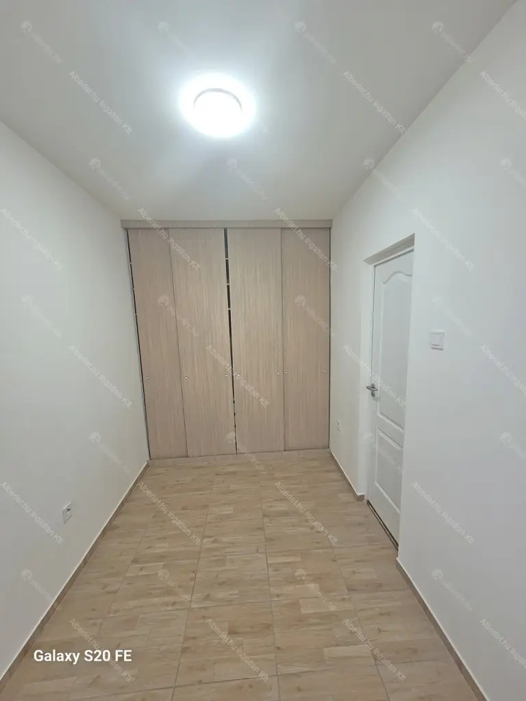 Kiadó albérlet 230000 Ft/hó áron: Budapest, IX. kerület  Vágóhíd utca. Mérete: 38 nm, 1 szobás | Alberlet.hu - 6690201