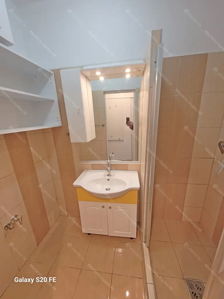 Kiadó albérlet 230000 Ft/hó áron: Budapest, IX. kerület  Vágóhíd utca. Mérete: 38 nm, 1 szobás | Alberlet.hu - 6690207