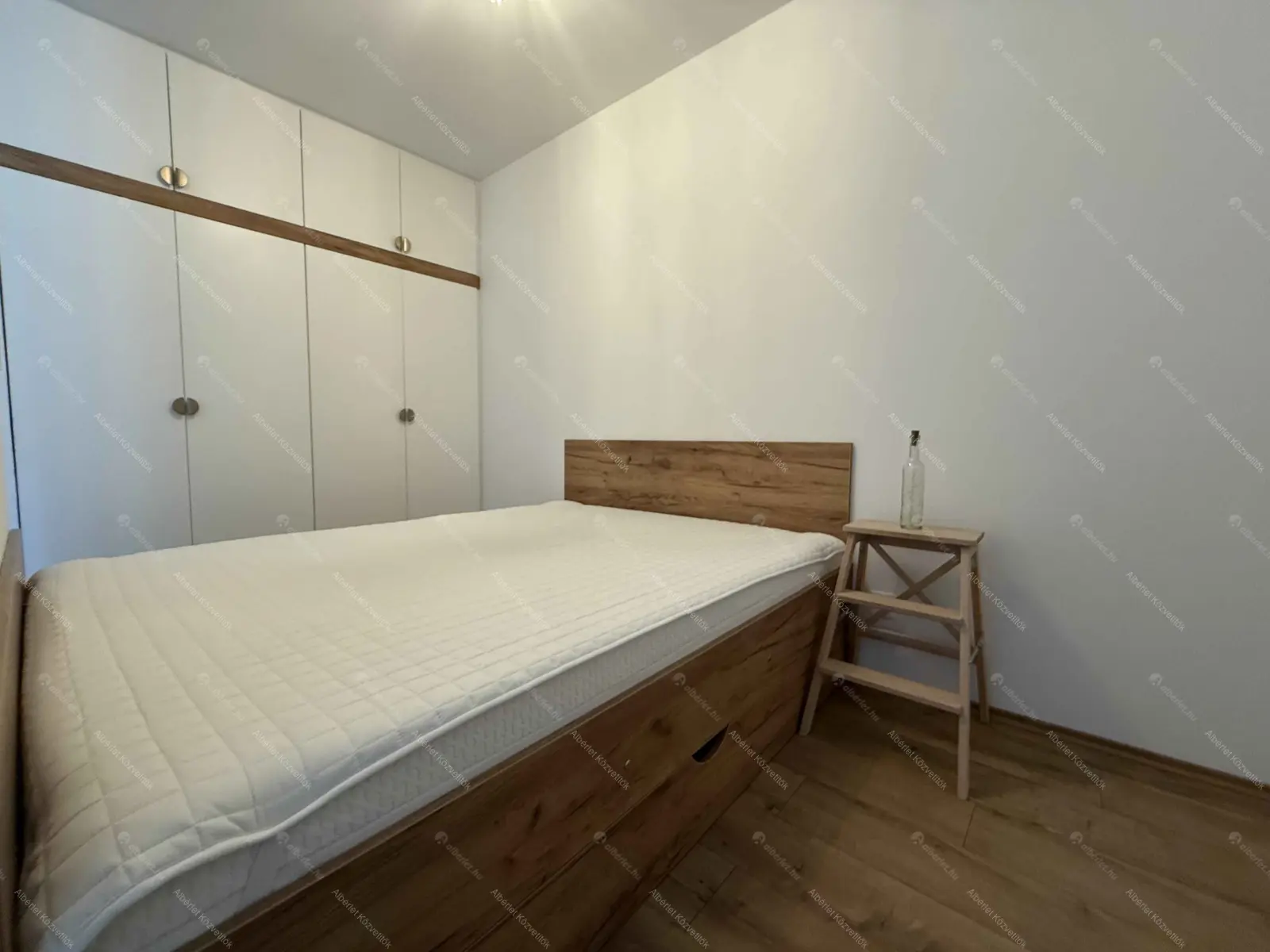 Kiadó albérlet 270000 Ft/hó áron: Budapest, IX. kerület  Vágóhíd utca. Mérete: 40 nm, 1 szobás | Alberlet.hu - 6662718