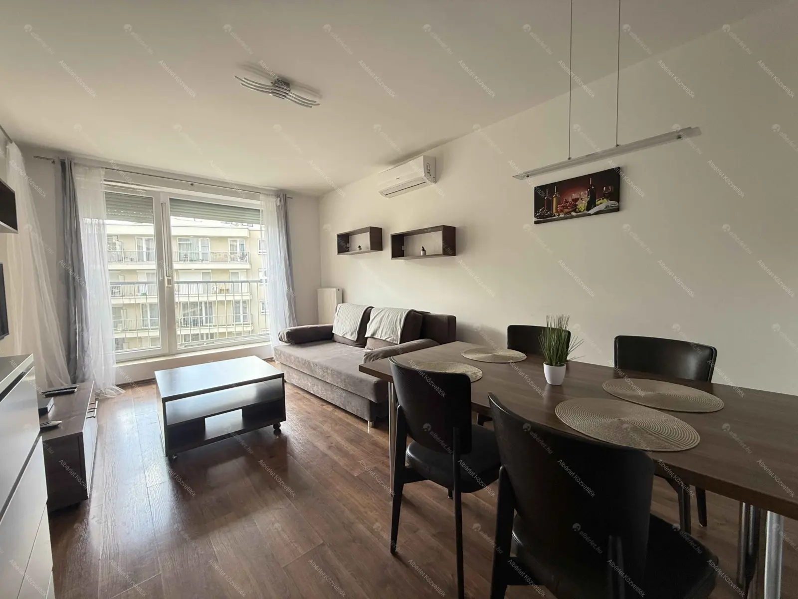 Kiadó albérlet 250000 Ft/hó áron: Budapest, IX. kerület  Vágóhíd utca. Mérete: 45 nm, 2 szobás | Alberlet.hu - 6765725