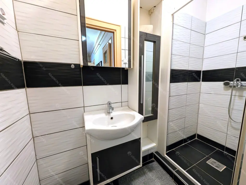 Kiadó albérlet 250000 Ft/hó áron: Budapest, IX. kerület  Vágóhíd utca. Mérete: 46 nm, 2 szobás | Alberlet.hu - 6684771