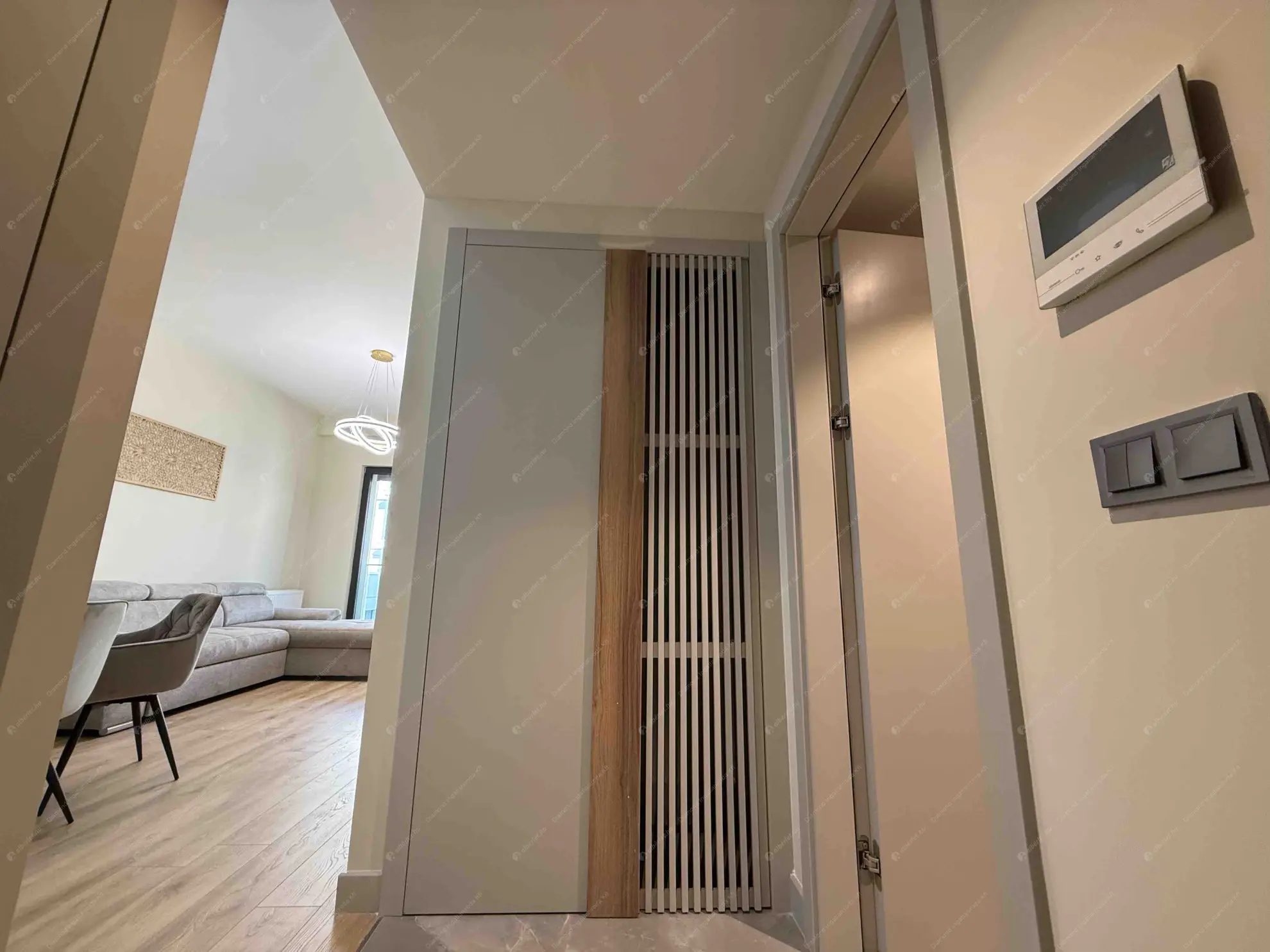 Kiadó albérlet 350000 Ft/hó áron: Budapest, IX. kerület  Vágóhíd utca. Mérete: 50 nm, 2 szobás | Alberlet.hu - 6617654