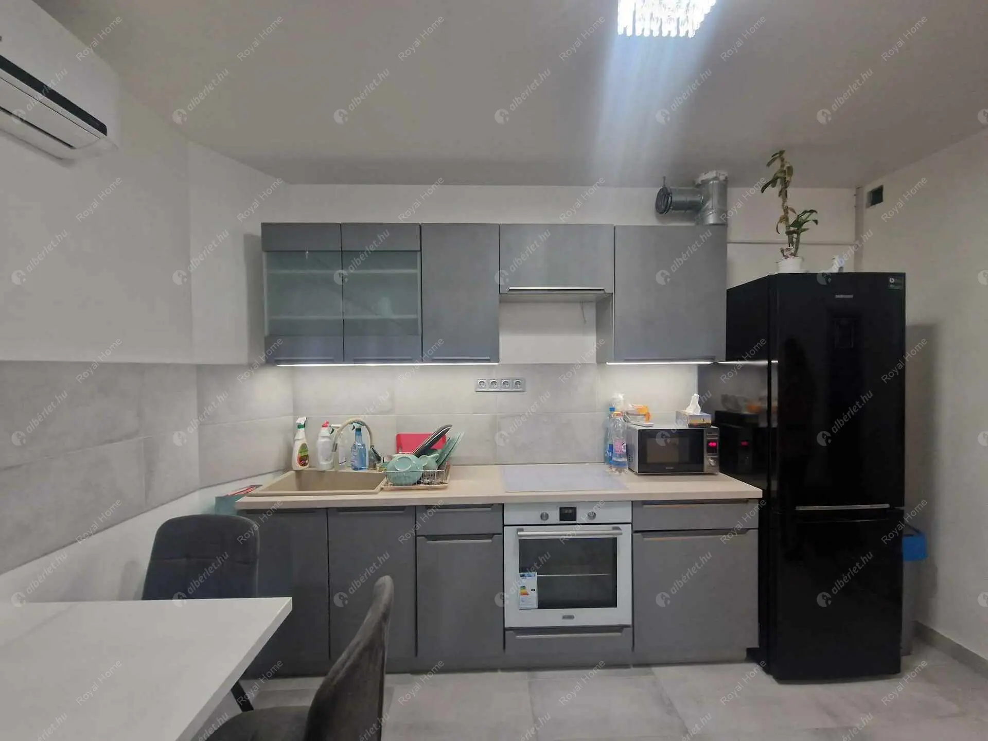 Kiadó albérlet 350000 Ft/hó áron: Budapest, IX. kerület  Vágóhíd utca. Mérete: 56 nm, 3 szobás | Alberlet.hu - 6158848