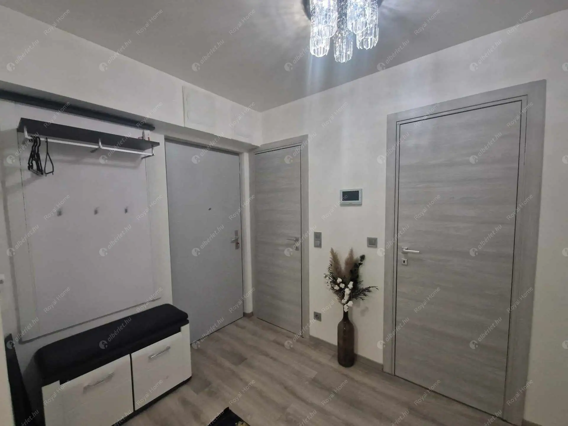 Kiadó albérlet 350000 Ft/hó áron: Budapest, IX. kerület  Vágóhíd utca. Mérete: 56 nm, 3 szobás | Alberlet.hu - 6158859