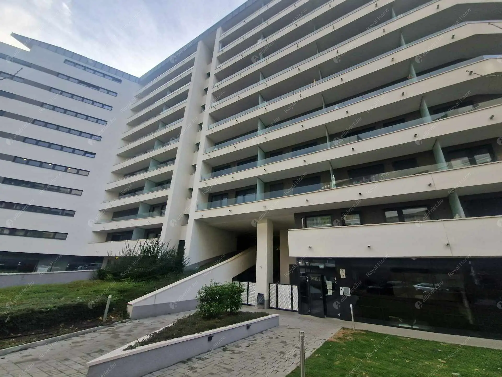 Kiadó albérlet 350000 Ft/hó áron: Budapest, IX. kerület  Vágóhíd utca. Mérete: 56 nm, 3 szobás | Alberlet.hu - 6158867