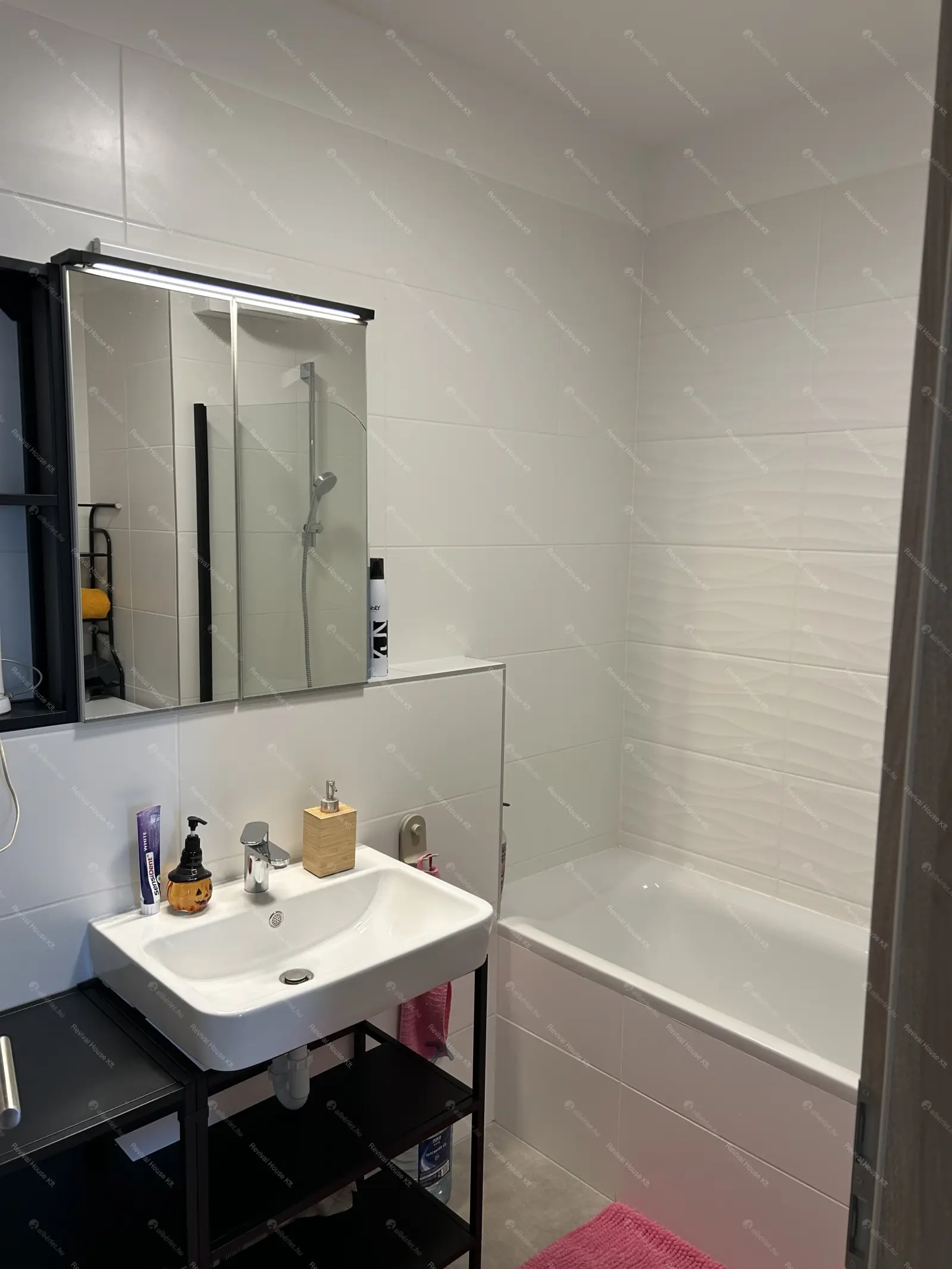 Kiadó albérlet 500000 Ft/hó áron: Budapest, IX. kerület  Vágóhíd utca. Mérete: 58 nm, 3 szobás | Alberlet.hu - 6648284