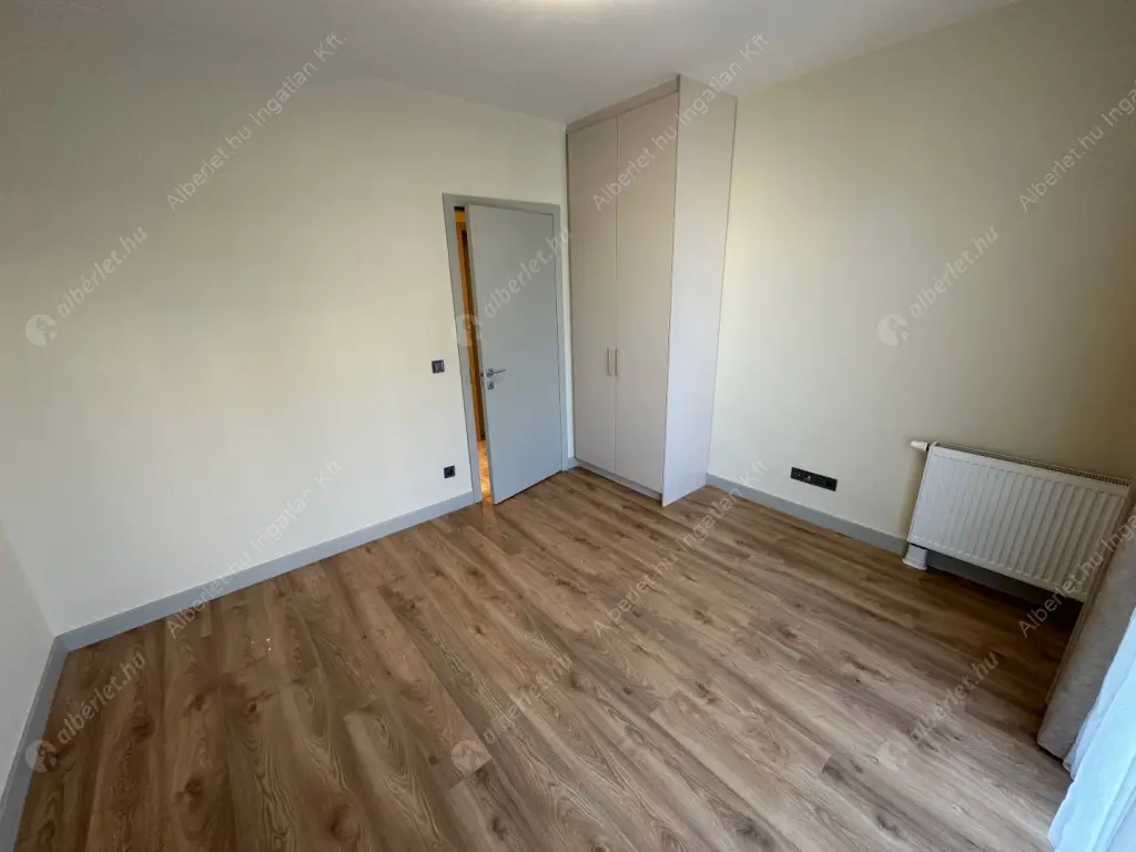 Kiadó albérlet 892000 Ft/hó áron: Budapest, IX. kerület  Vágóhíd utca. Mérete: 92 nm, 3 szobás | Alberlet.hu - 6572506