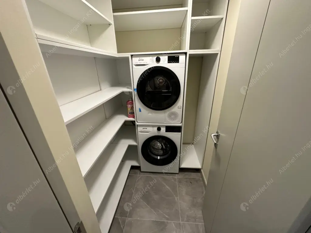 Kiadó albérlet 892000 Ft/hó áron: Budapest, IX. kerület  Vágóhíd utca. Mérete: 92 nm, 3 szobás | Alberlet.hu - 6572514