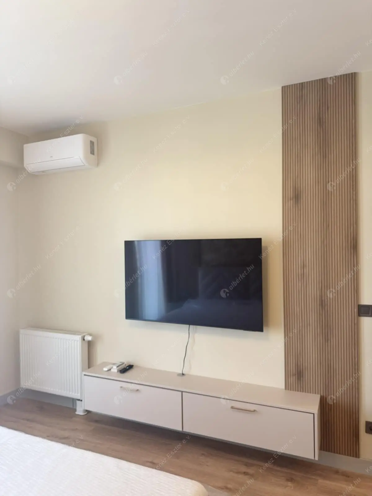 Kiadó albérlet 580000 Ft/hó áron: Budapest, IX. kerület  Vágóhíd utca. Mérete: 92 nm, 3 szobás | Alberlet.hu - 6588086