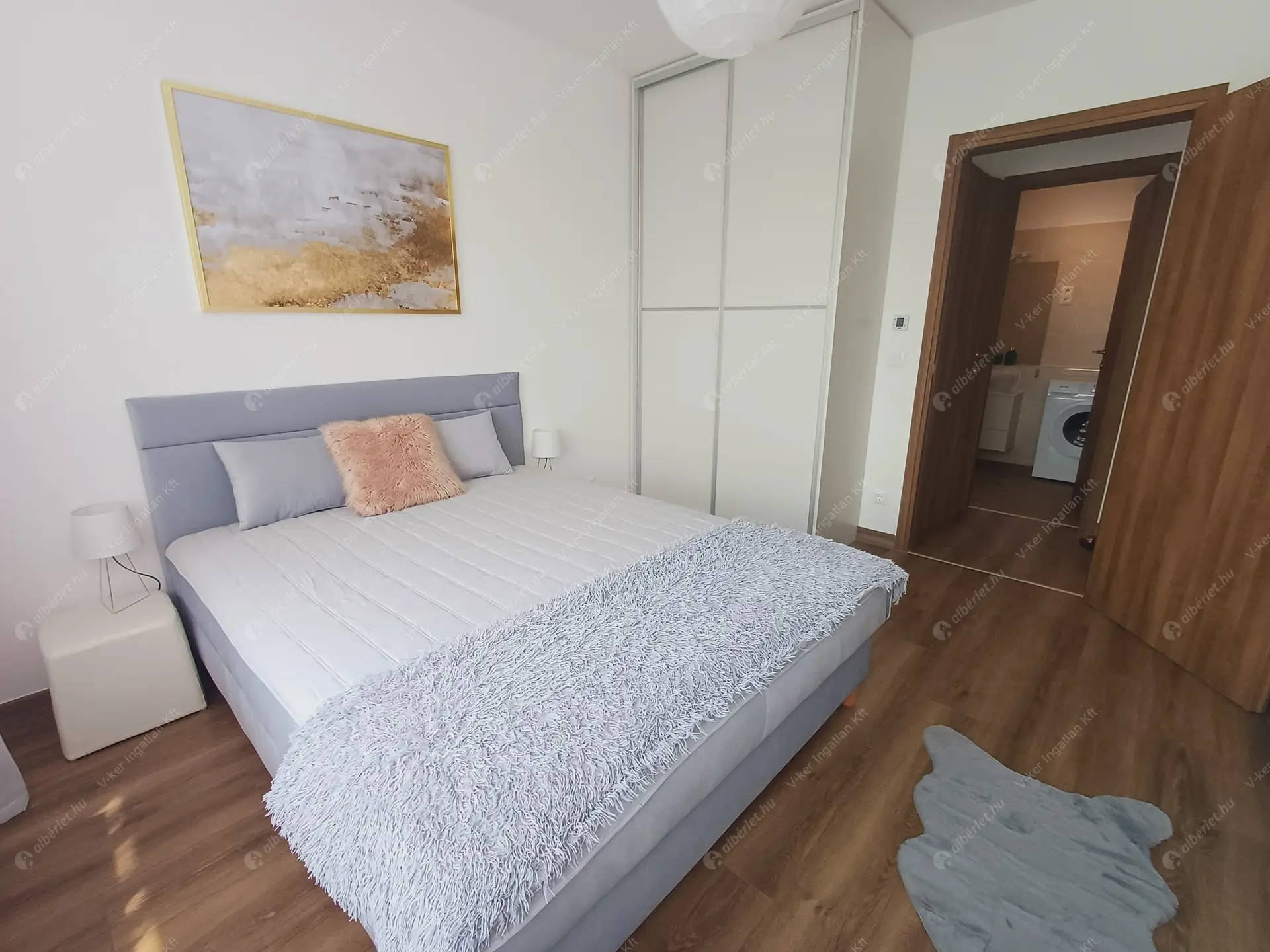 Kiadó albérlet 320000 Ft/hó áron: Budapest, IX. kerület  Vaskapu utca. Mérete: 47 nm, 2 szobás | Alberlet.hu - 6280476