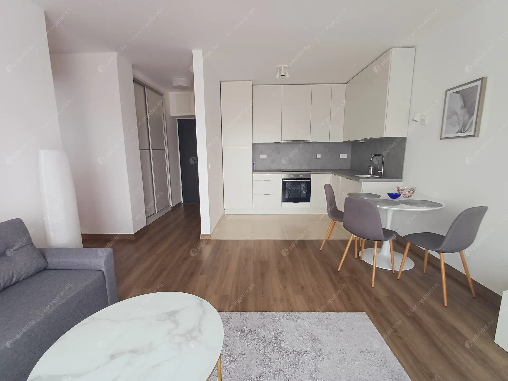 Kiadó albérlet 320000 Ft/hó áron: Budapest, IX. kerület  Vaskapu utca. Mérete: 47 nm, 2 szobás | Alberlet.hu - 6280481