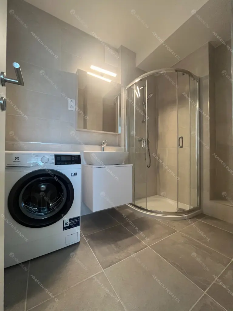 Kiadó albérlet 300000 Ft/hó áron: Budapest, IX. kerület  Vaskapu utca. Mérete: 50 nm, 2 szobás | Alberlet.hu - 6643268