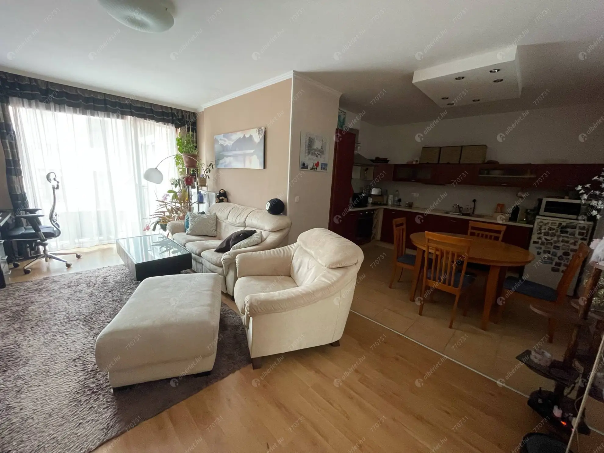 Kiadó albérlet 320000 Ft/hó áron: Budapest, IX. kerület  Vaskapu utca. Mérete: 55 nm, 2 szobás | Alberlet.hu - 6577423