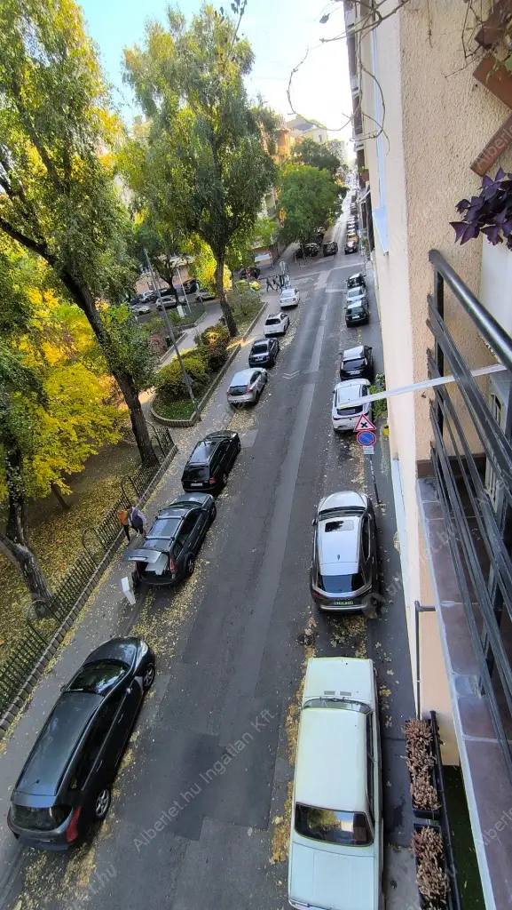 Kiadó albérlet 350000 Ft/hó áron: Budapest, IX. kerület  Vaskapu utca. Mérete: 80 nm, 3 szobás | Alberlet.hu - 6608759