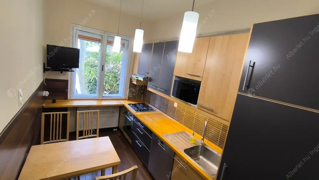 Kiadó albérlet 320000 Ft/hó áron: Budapest, IX. kerület  Vaskapu utca. Mérete: 80 nm, 3 szobás | Alberlet.hu - 6631571