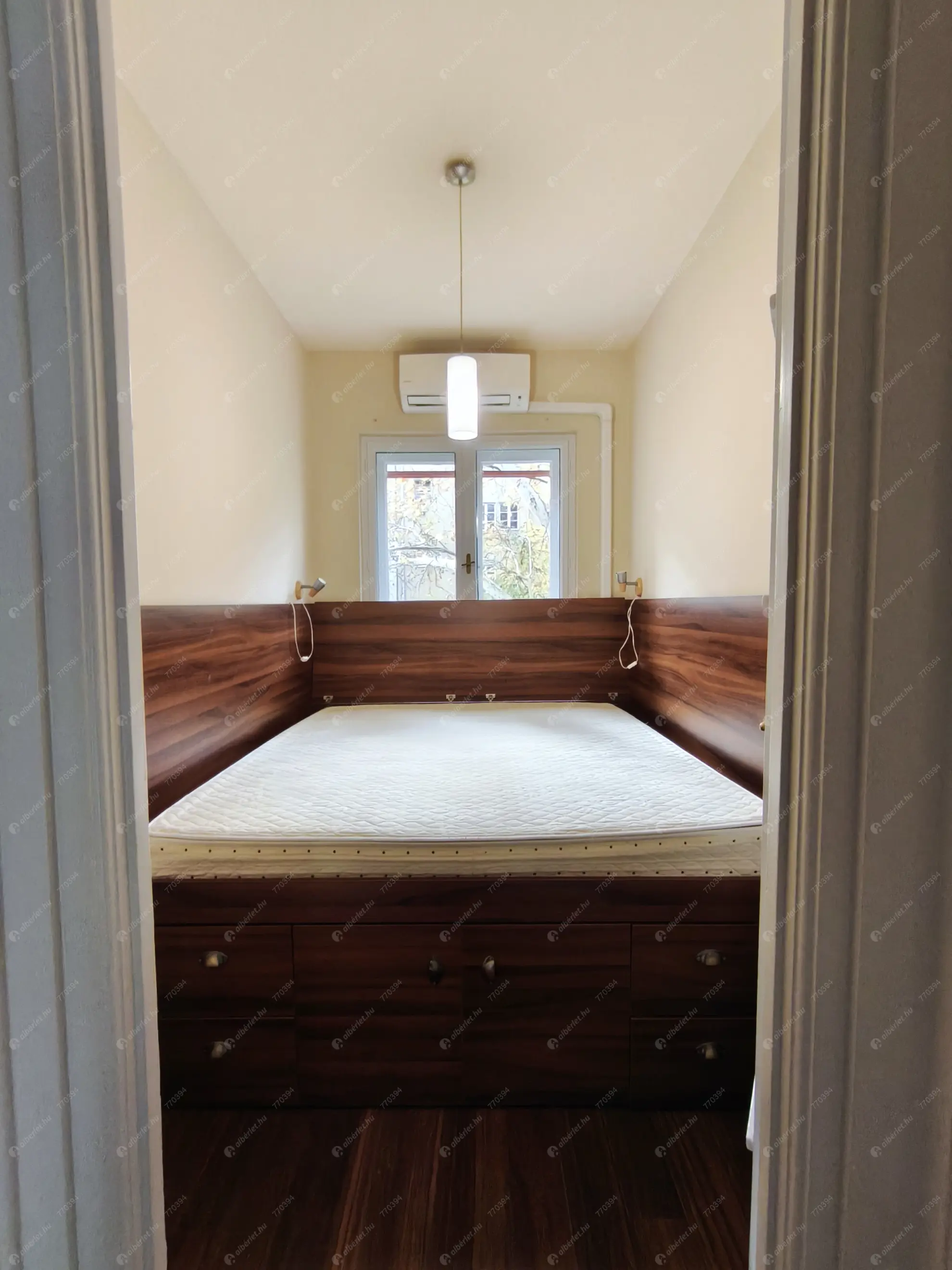 Kiadó albérlet 350000 Ft/hó áron: Budapest, IX. kerület  Vaskapu utca. Mérete: 80 nm, 3 szobás | Alberlet.hu - 6571532