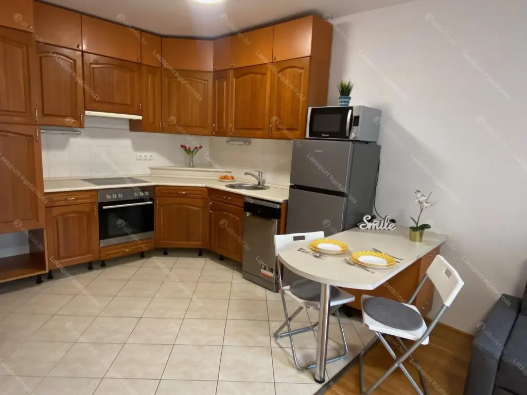 Kiadó albérlet 215000 Ft/hó áron: Budapest, IX. kerület  Viola utca. Mérete: 36 nm, 1 szobás | Alberlet.hu - 6680802