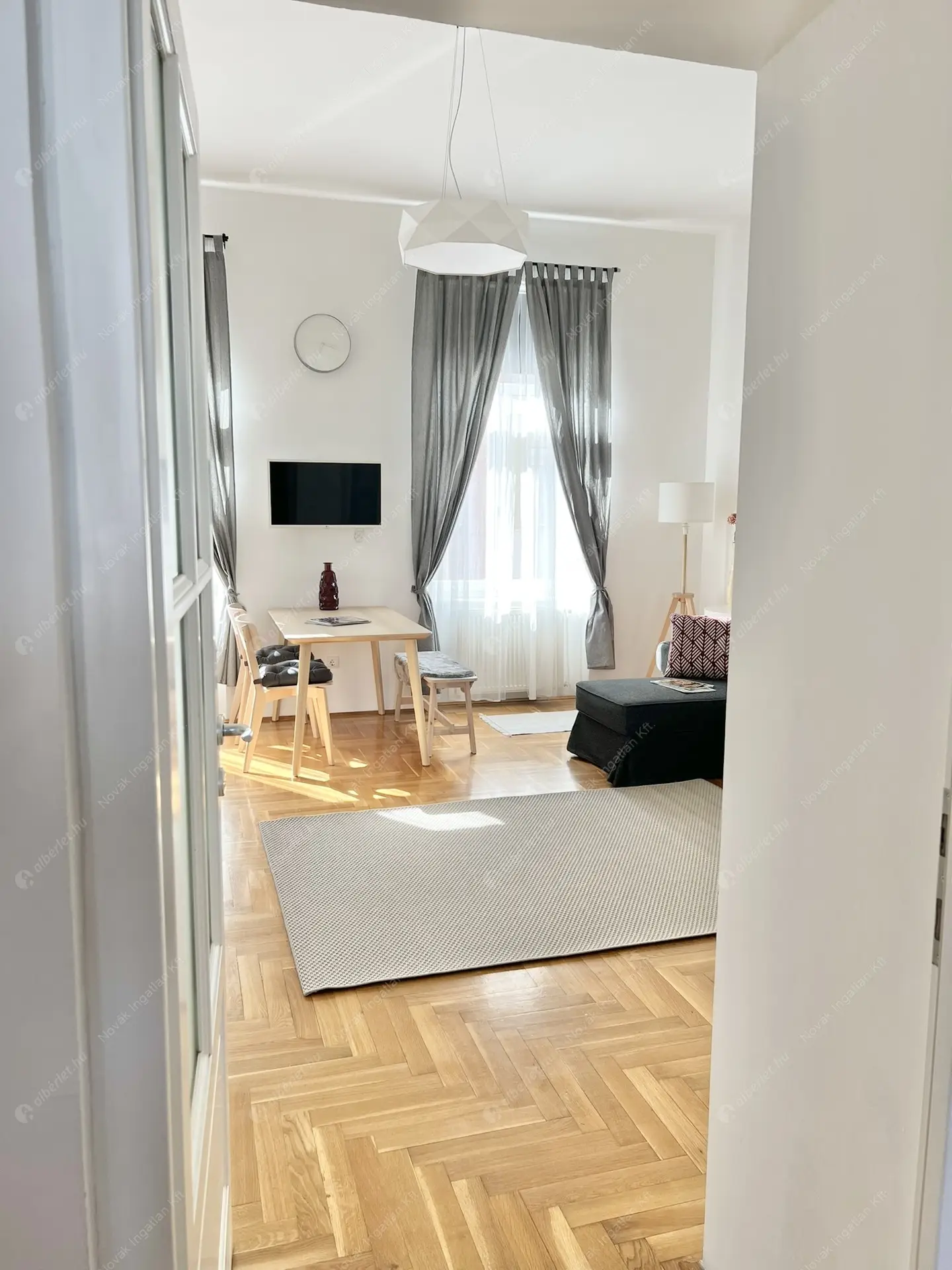 Kiadó albérlet 240000 Ft/hó áron: Budapest, IX. kerület  Viola utca. Mérete: 40 nm, 1 szobás | Alberlet.hu - 6543403