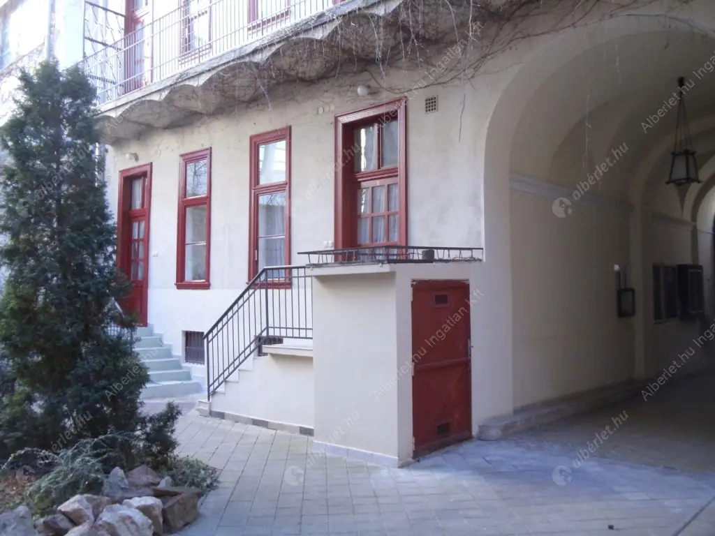 Kiadó albérlet 195000 Ft/hó áron: Budapest, IX. kerület  Viola utca. Mérete: 44 nm, 1 szobás | Alberlet.hu - 6636803