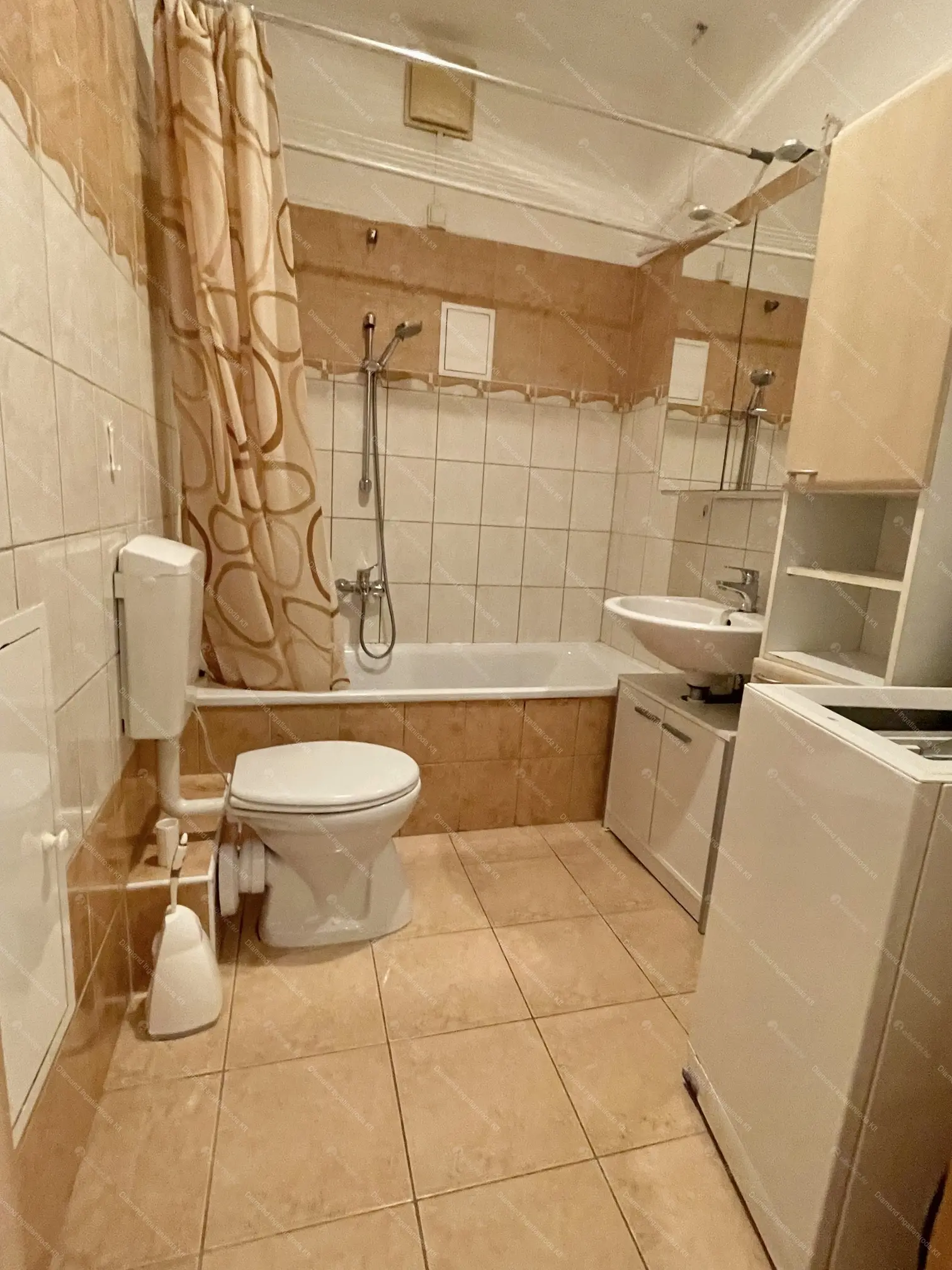 Kiadó albérlet 220000 Ft/hó áron: Budapest, IX. kerület  Viola utca. Mérete: 45 nm, 1 szobás | Alberlet.hu - 6655107