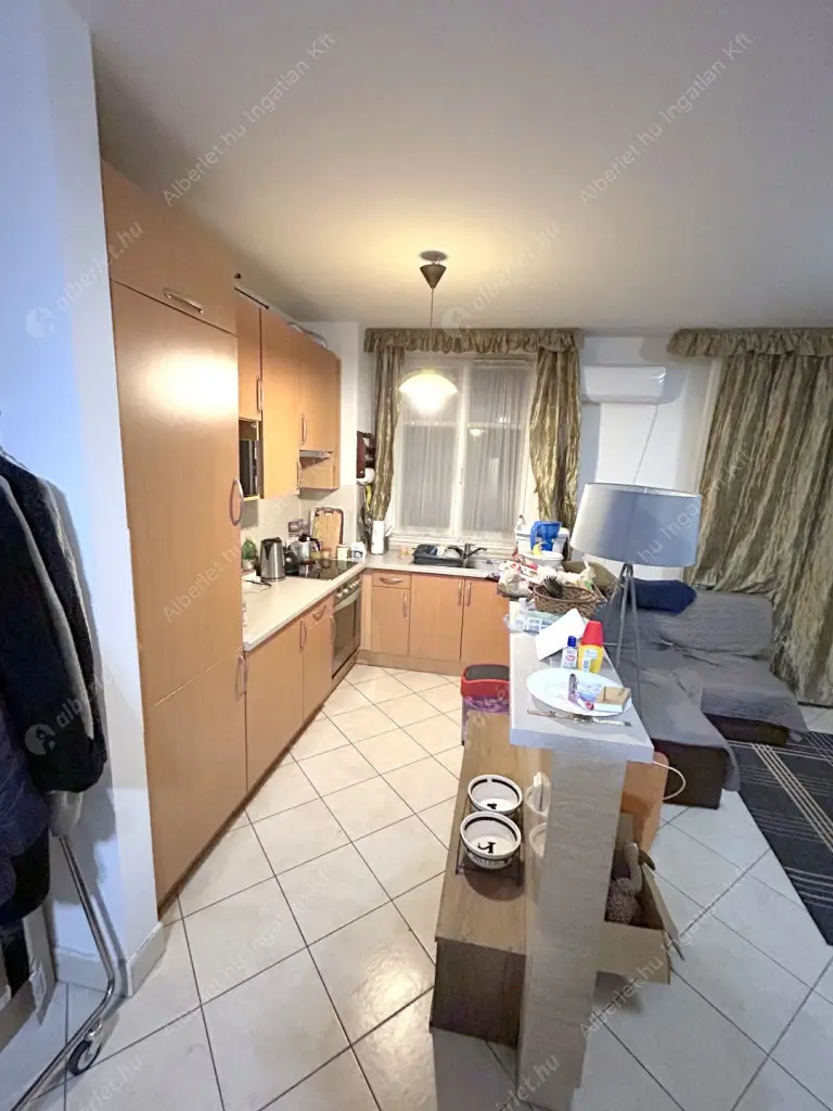 Kiadó albérlet 320000 Ft/hó áron: Budapest, IX. kerület  Viola utca. Mérete: 64 nm, 3 szobás | Alberlet.hu - 6172871