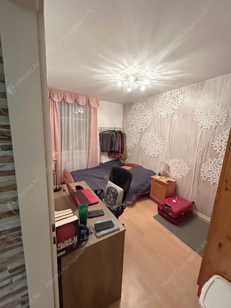 Kiadó albérlet 320000 Ft/hó áron: Budapest, IX. kerület  Viola utca. Mérete: 64 nm, 3 szobás | Alberlet.hu - 6172882