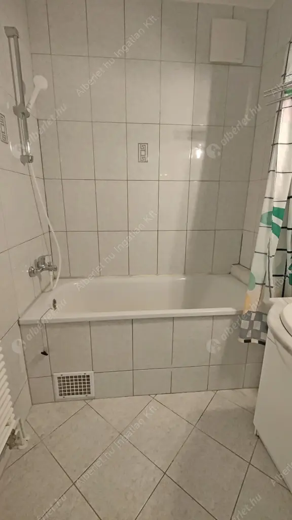 Kiadó albérlet 360000 Ft/hó áron: Budapest, IX. kerület  Viola utca. Mérete: 76 nm, 3 szobás | Alberlet.hu - 6588431