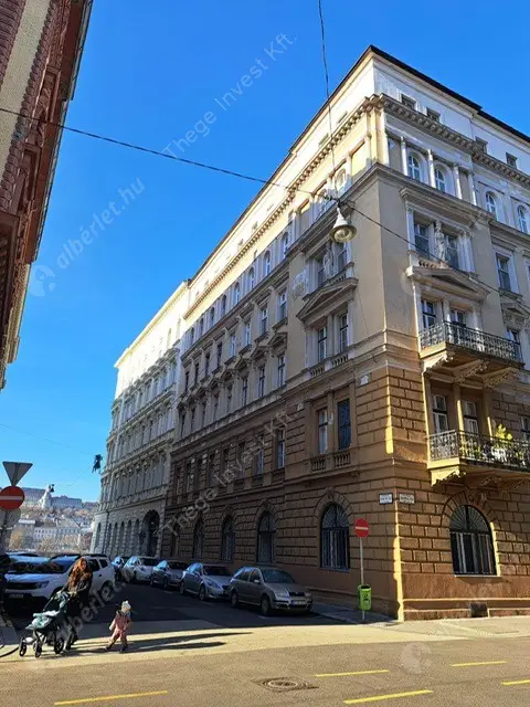 Kiadó albérlet 380000 Ft/hó áron: Budapest, V. kerület  Akadémia utca. Mérete: 58 nm, 2 szobás | Alberlet.hu - 6606543